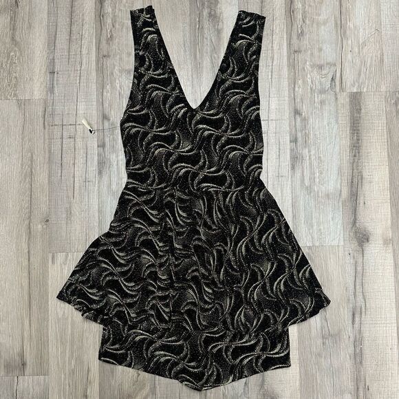 Akira Romper size: S - Picture 1 of 2